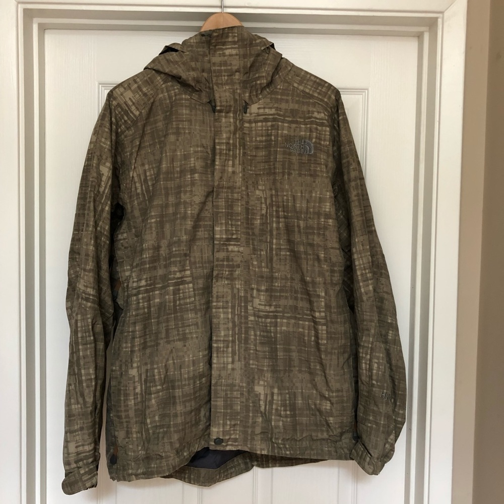 North Face Ski/Snowboard Jacket HyVent Large